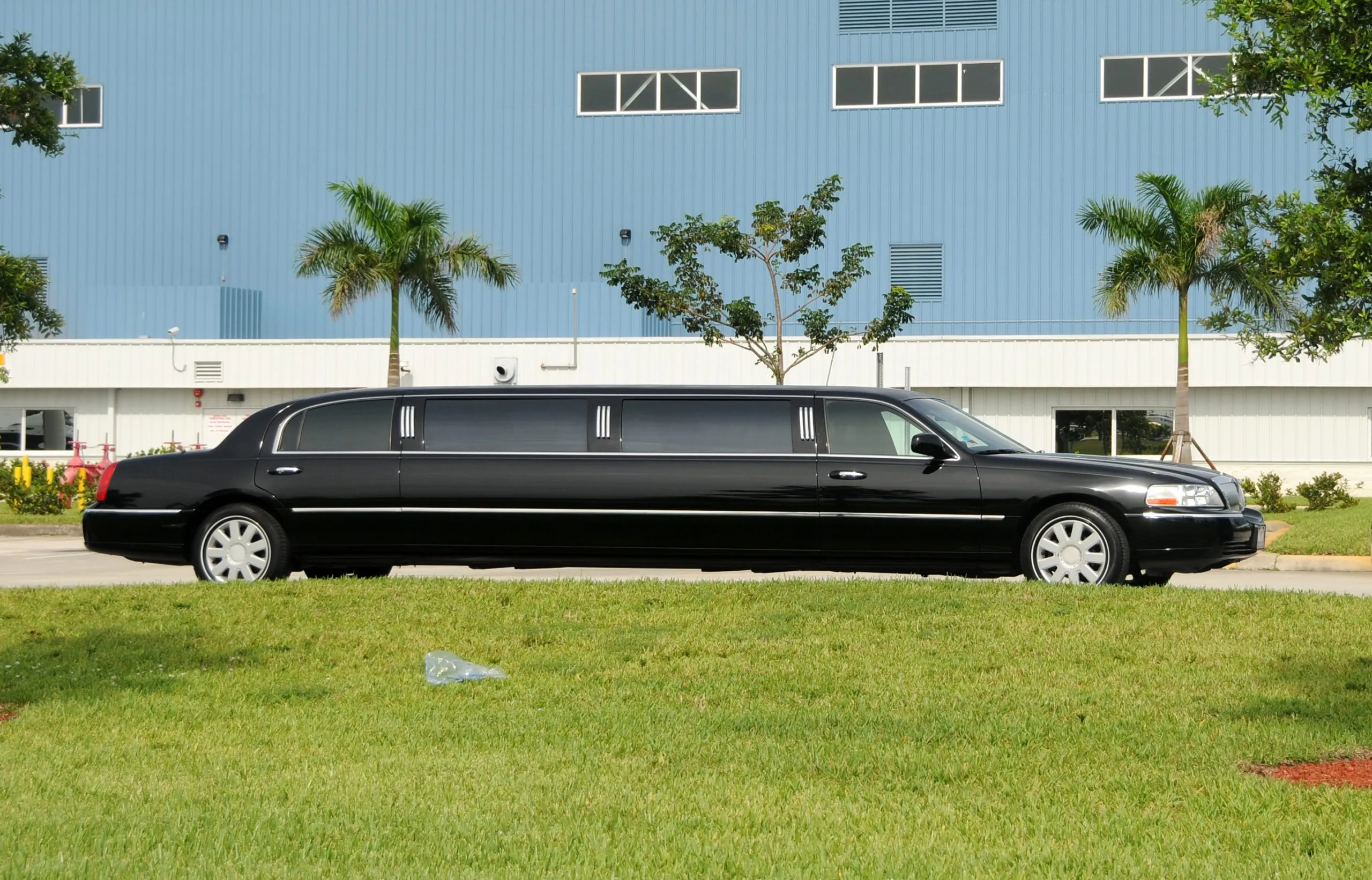 Black limo